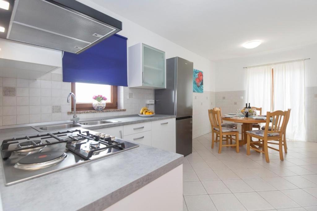 Apartments "Alen" Nedeščina 外观 照片