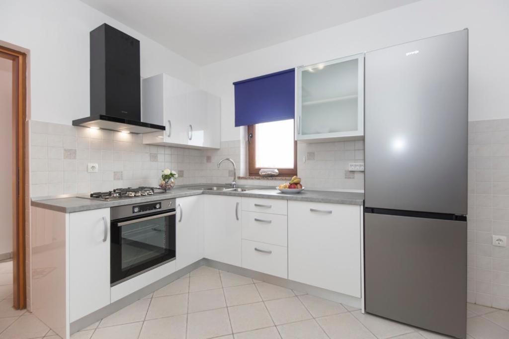 Apartments "Alen" Nedeščina 外观 照片