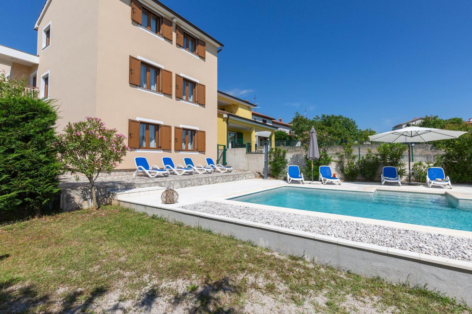Apartments "Alen" Nedeščina 外观 照片
